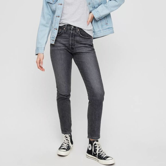 Levi’s Aritzia 501 Skinny in Size 26 - Picture 5 of 16